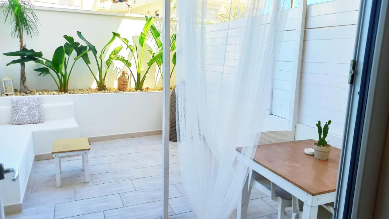 B&B Suites Via Del Mare เปรสซิกเช ภายนอก รูปภาพ