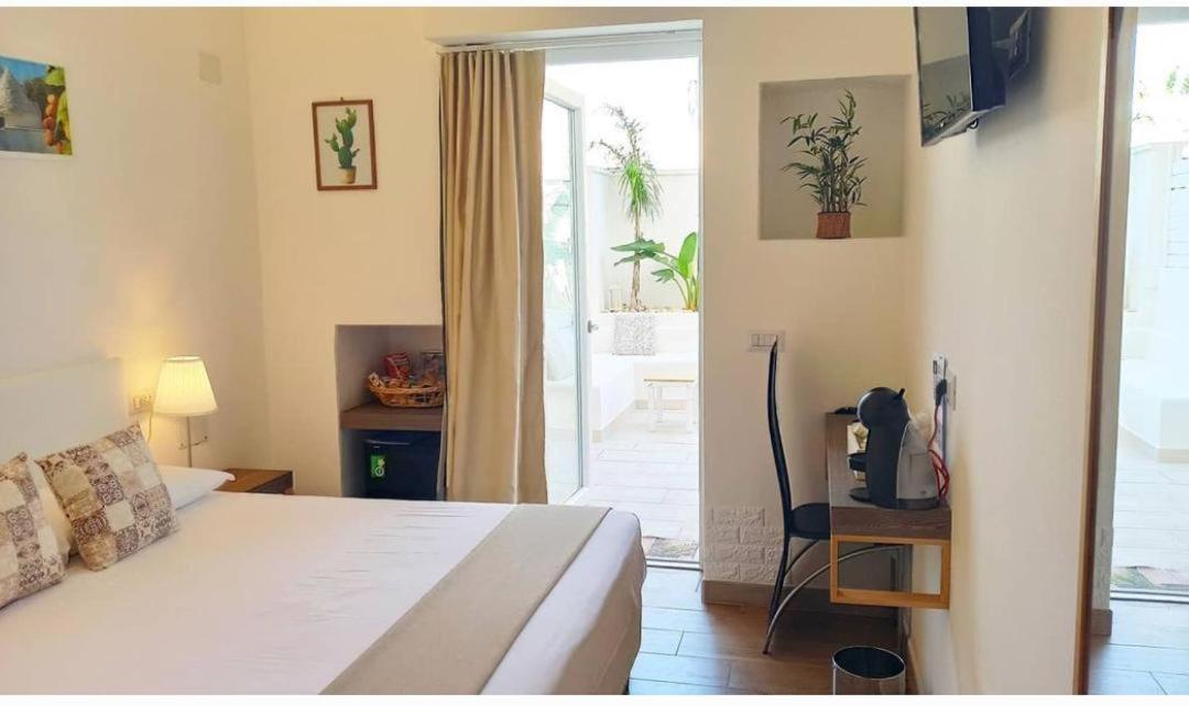 B&B Suites Via Del Mare เปรสซิกเช ภายนอก รูปภาพ