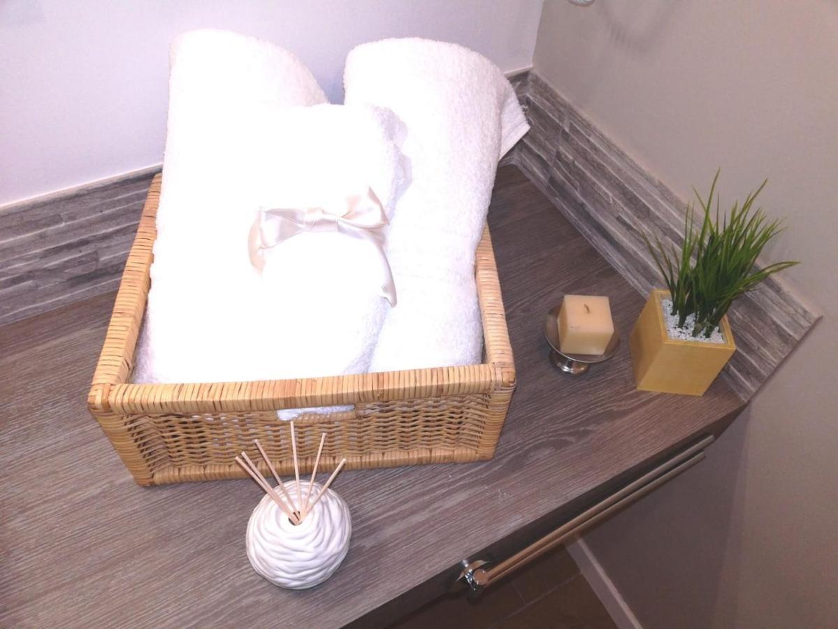 B&B Suites Via Del Mare เปรสซิกเช ภายนอก รูปภาพ