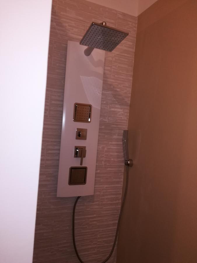 B&B Suites Via Del Mare เปรสซิกเช ภายนอก รูปภาพ